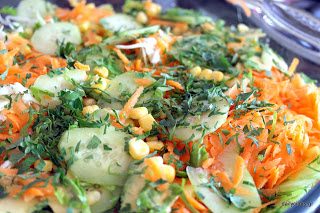 Πολίτικη σαλάτα (με λάχανο και καρότο)