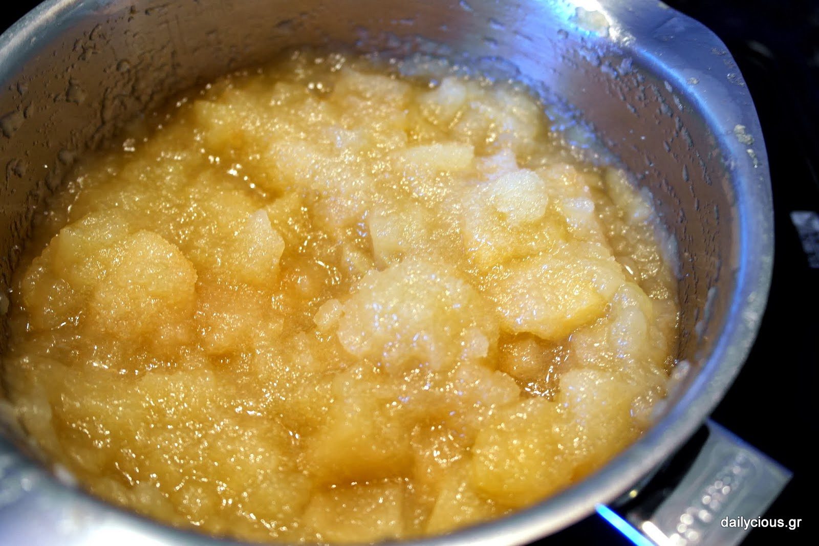 Ετοιμάζω μαρμελάδα μήλο χωρίς ζάχαρη (apple butter)